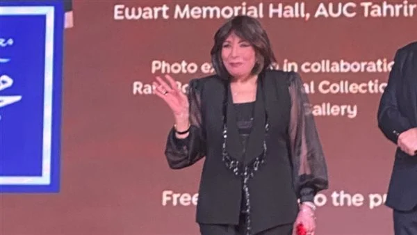 في الجامعة الأمريكية.. ماذا تمنت الفنانة لبنى عبدالعزيز في الاحتفال بعيد ميلادها الـ 90